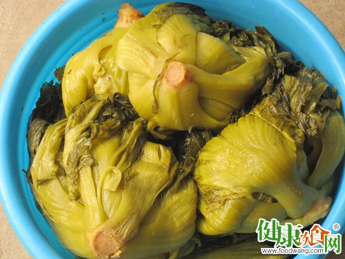 挑選和食用酸菜的幾個(gè)建議